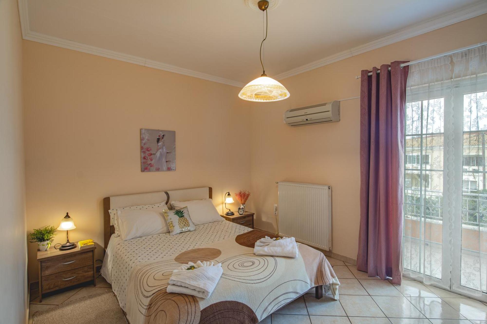House Of Velenia - 2 Bedroom Apartment Near Old Town, Airport And Bus Station Corfu  ภายนอก รูปภาพ
