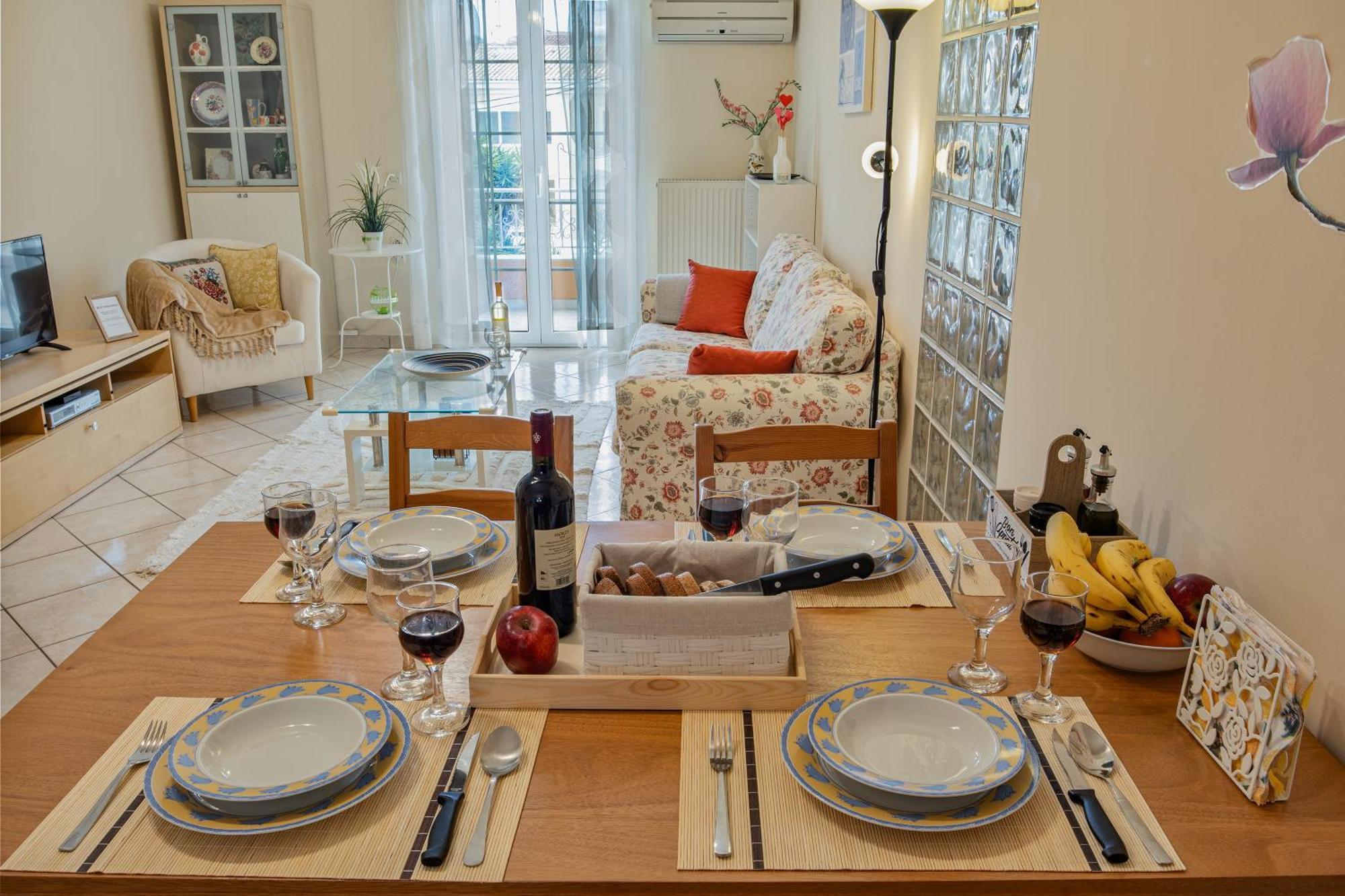 House Of Velenia - 2 Bedroom Apartment Near Old Town, Airport And Bus Station Corfu  ภายนอก รูปภาพ