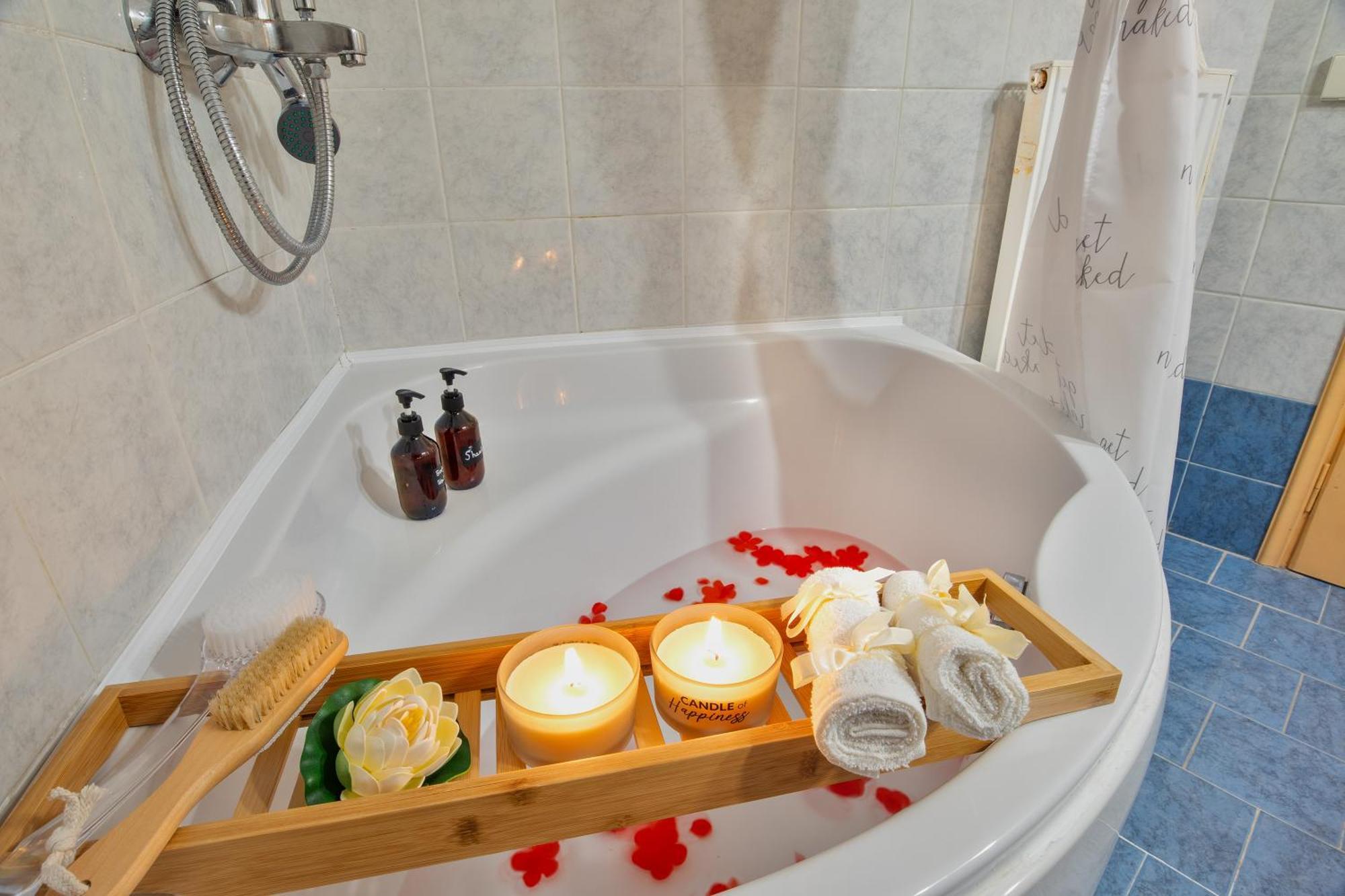 House Of Velenia - 2 Bedroom Apartment Near Old Town, Airport And Bus Station Corfu  ภายนอก รูปภาพ